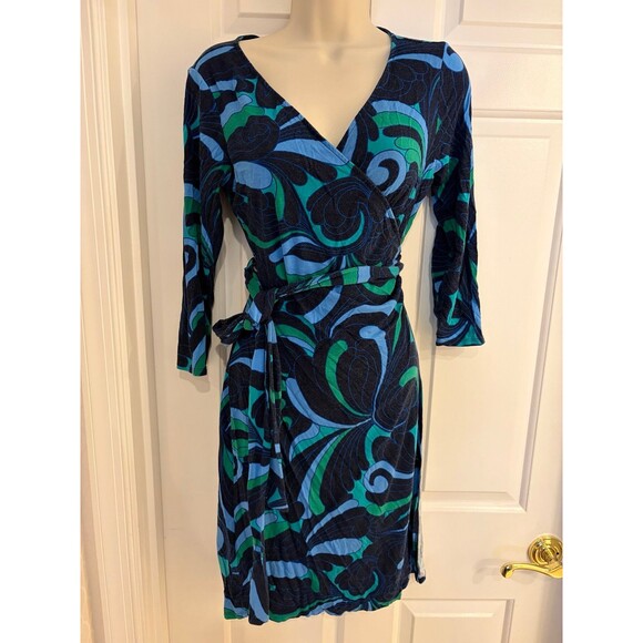 Ann Taylor Dresses & Skirts - Ann Taylor Wrap Dress - Small Petite